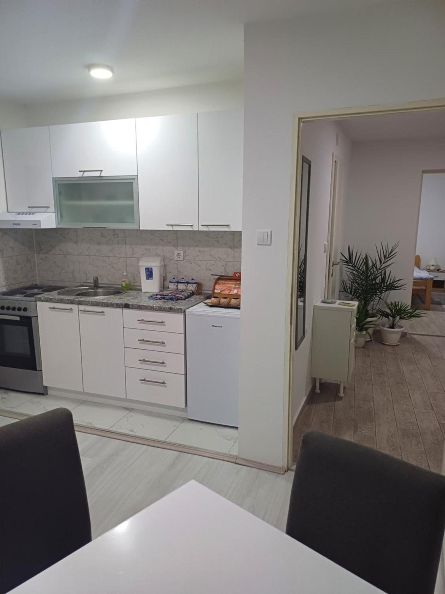 Apartman “Sanja” Pirot Luaran gambar