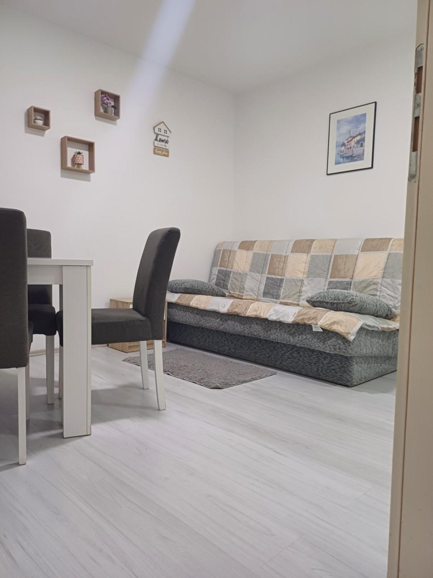 Apartman “Sanja” Pirot Luaran gambar